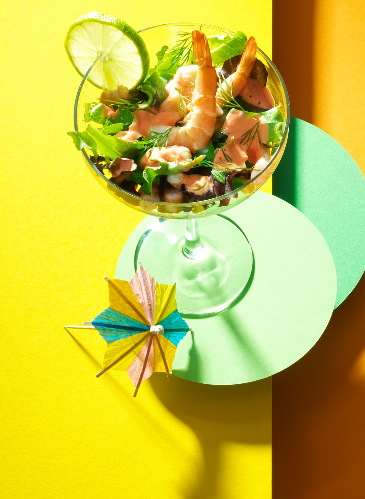 Food photography styling of a cocktail with shrimp and vegetables made by Studio_m Amsterdam