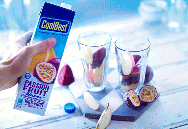 Drank video fotografie van twee glazen CoolBest smoothie drank gemaakt door Studio_M Fotografie Amsterdam